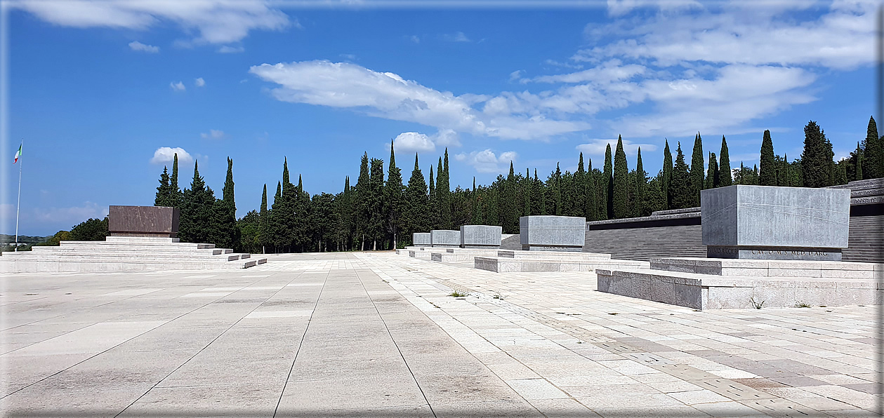 foto Sacrario Militare di Redipuglia